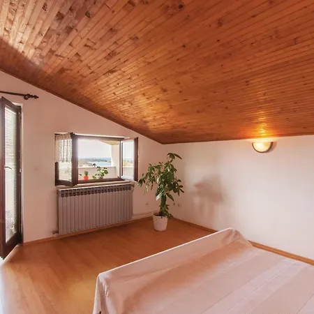 1 Bedroom Lovely In * Pula