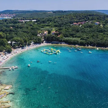1 Bedroom Lovely In * Pula